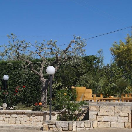 La Casa Del Nonno Bed & Breakfast Alberobello Bagian luar foto