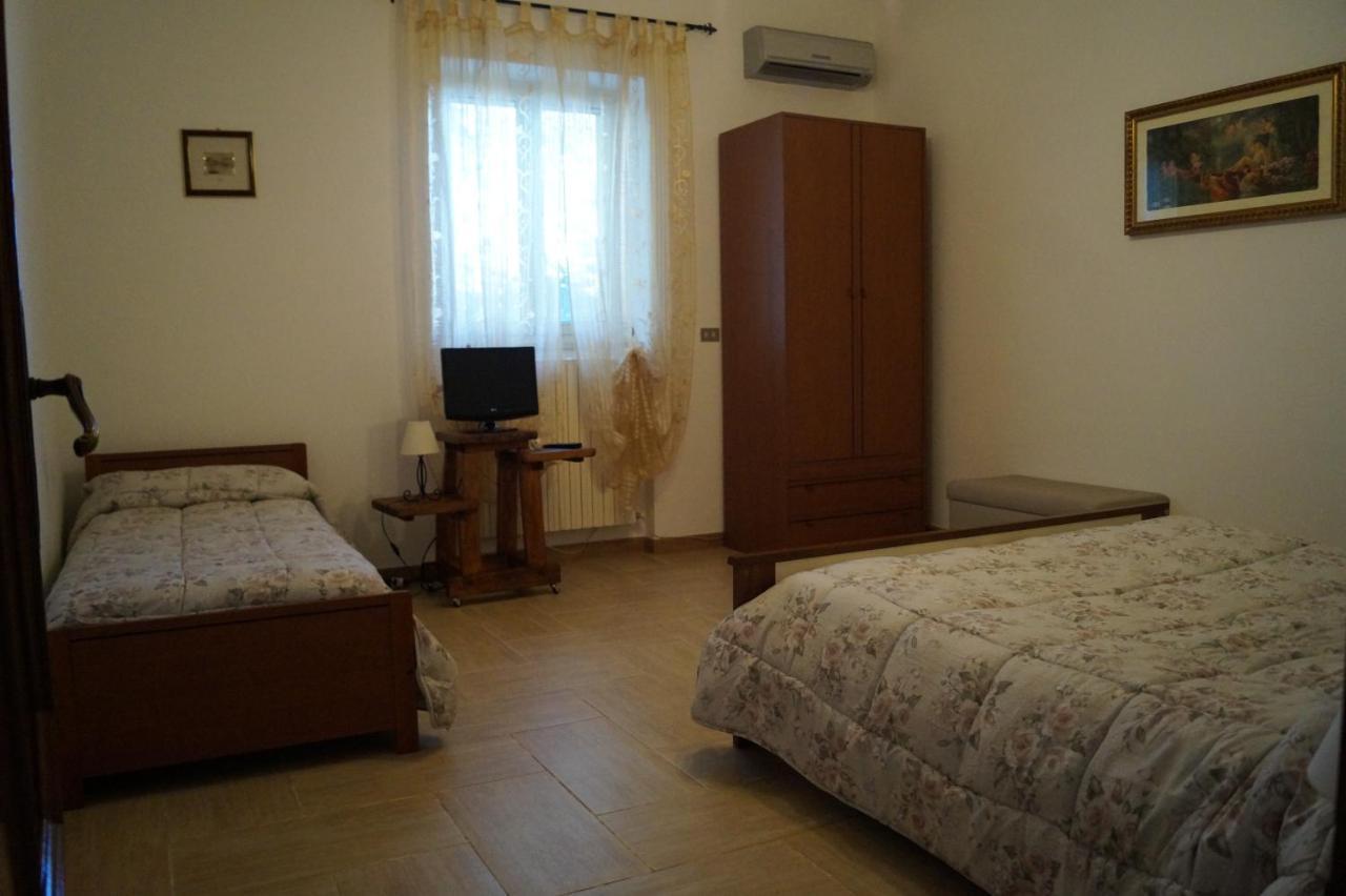 La Casa Del Nonno Bed & Breakfast Alberobello Bagian luar foto