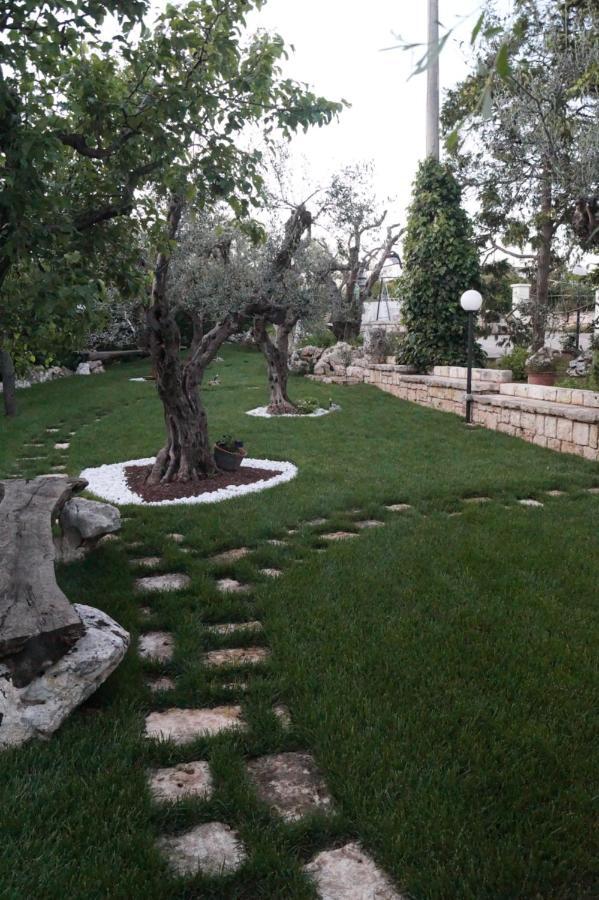 La Casa Del Nonno Bed & Breakfast Alberobello Bagian luar foto