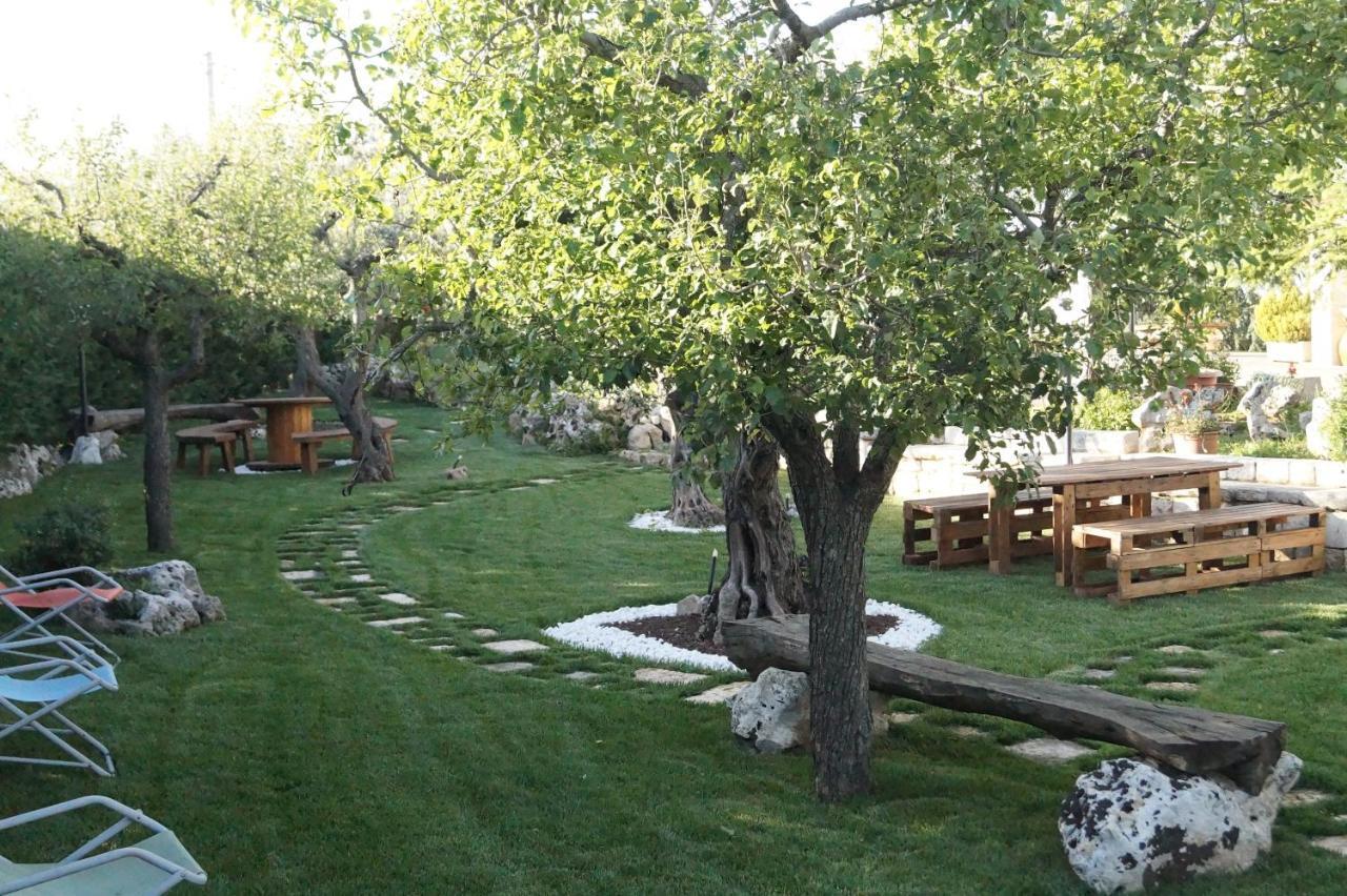 La Casa Del Nonno Bed & Breakfast Alberobello Bagian luar foto